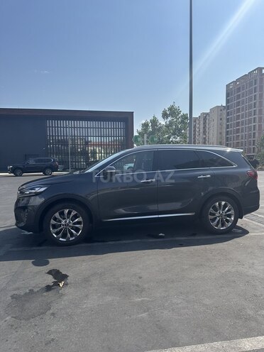 Kia Sorento-5