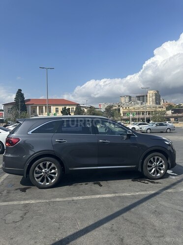 Kia Sorento-6