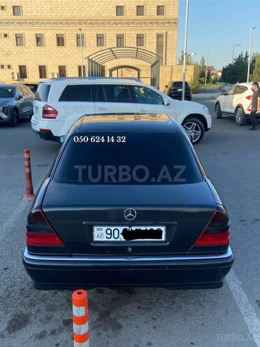 Mercedes C 220 1996, 100,000 km - 2.2 l - Sumqayıt