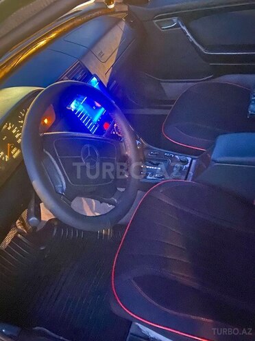 Mercedes C 220 1996, 100,000 km - 2.2 l - Sumqayıt