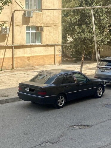 Mercedes C 220 1996, 100,000 km - 2.2 l - Sumqayıt