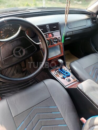 Mercedes C 220 1999, 578,000 km - 2.2 l - Bakı