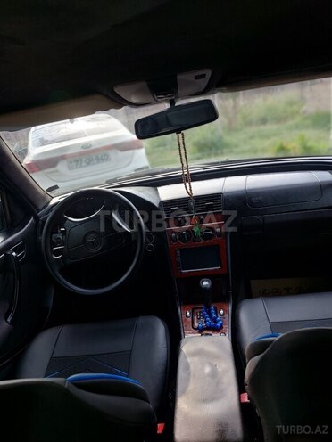 Mercedes C 220 1999, 578,000 km - 2.2 l - Bakı