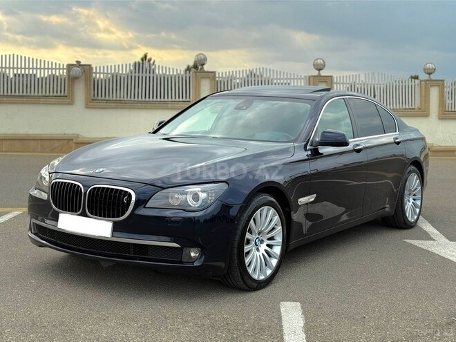 BMW 740 2010, 329,000 km - 3.0 l - Bakı