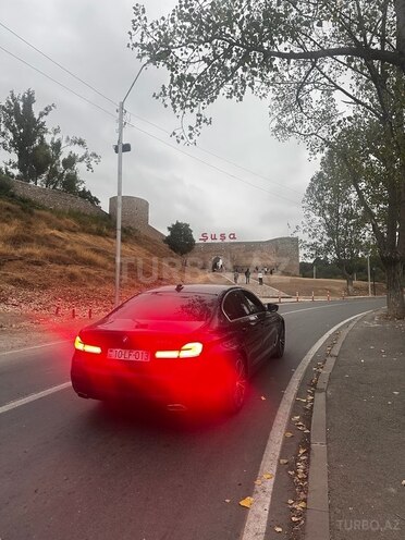 BMW 530e-5