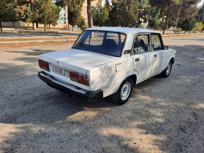 LADA (VAZ) 2107 1983, 69,853 km - 1.6 l - Salyan
