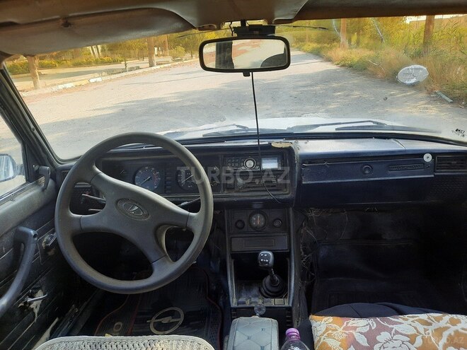LADA (VAZ) 2107 1983, 69,853 km - 1.6 l - Salyan