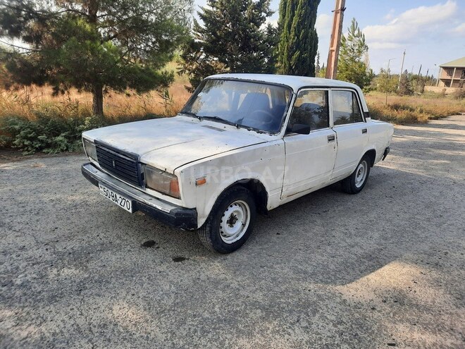 LADA (VAZ) 2107 1983, 69,853 km - 1.6 l - Salyan