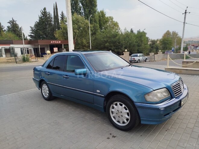 Mercedes C 180 1997, 320,000 km - 1.8 л - Bakı