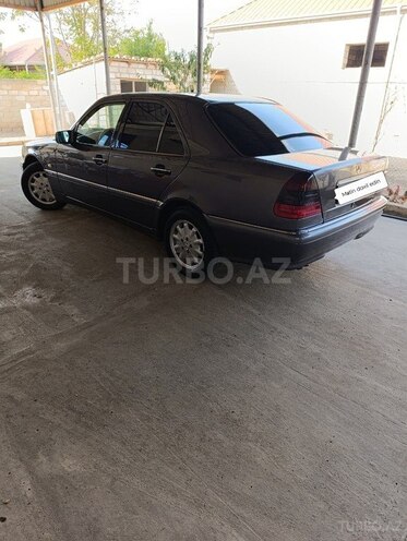 Mercedes C 220 1998, 498,000 km - 2.2 l - Beyləqan