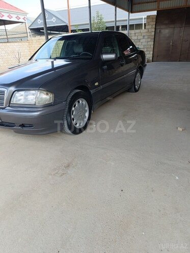 Mercedes C 220 1998, 498,000 km - 2.2 l - Beyləqan