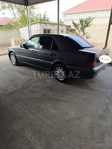 Mercedes C 220 1998, 498,000 km - 2.2 l - Beyləqan