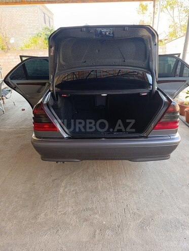 Mercedes C 220 1998, 498,000 km - 2.2 l - Beyləqan