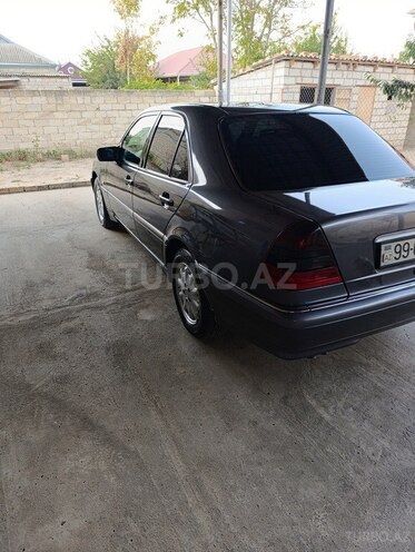 Mercedes C 220 1998, 498,000 km - 2.2 l - Beyləqan