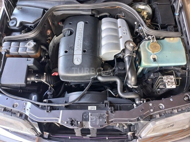Mercedes C 220 1998, 498,000 km - 2.2 l - Beyləqan