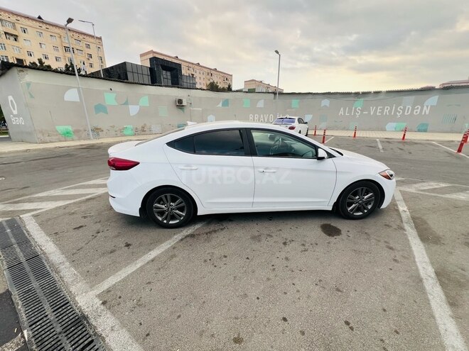 Hyundai Elantra 2018, 159,000 km - 2.0 l - Bakı