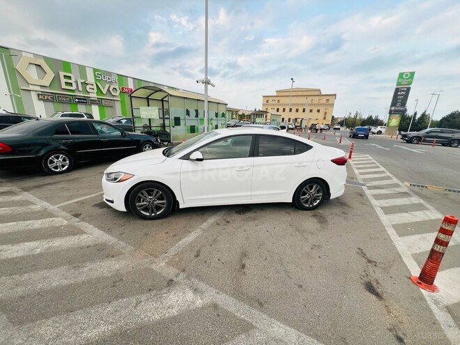 Hyundai Elantra 2018, 159,000 km - 2.0 l - Bakı