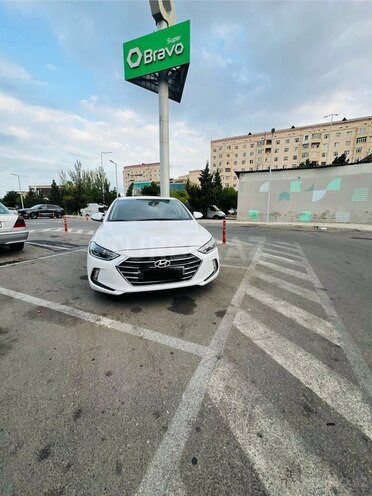 Hyundai Elantra 2018, 159,000 km - 2.0 l - Bakı