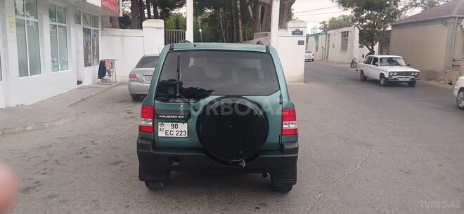 Mitsubishi Pajero io 1999, 111,111 km - 2.0 l - Bakı