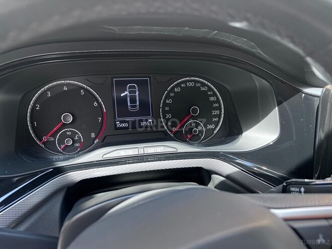 Volkswagen Polo 2021, 35,000 km - 1.6 л - Bakı