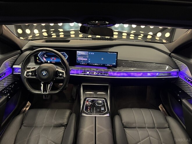 BMW i7 2023, 28,000 km - 0.0 л - Bakı