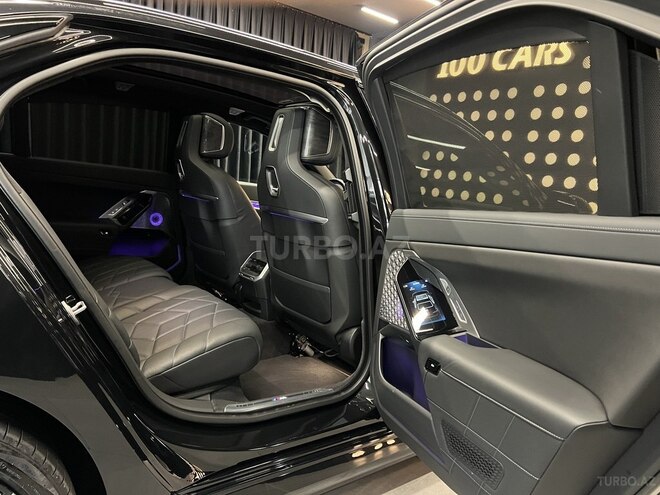 BMW i7 2023, 28,000 km - 0.0 л - Bakı