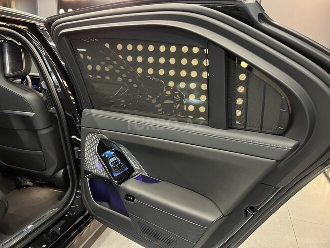 BMW i7 2023, 28,000 km - 0.0 л - Bakı