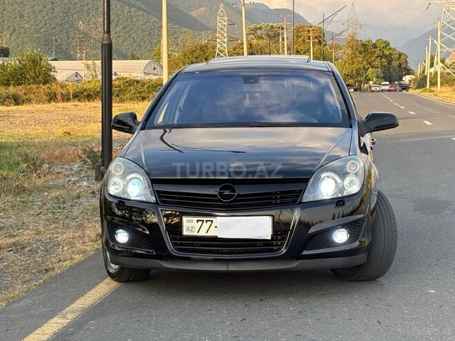 Opel Astra 2009, 178,000 km - 1.4 l - Qax