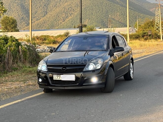 Opel Astra 2009, 178,000 km - 1.4 l - Qax