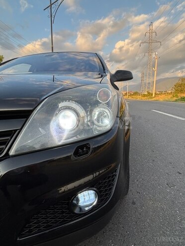 Opel Astra 2009, 178,000 km - 1.4 l - Qax