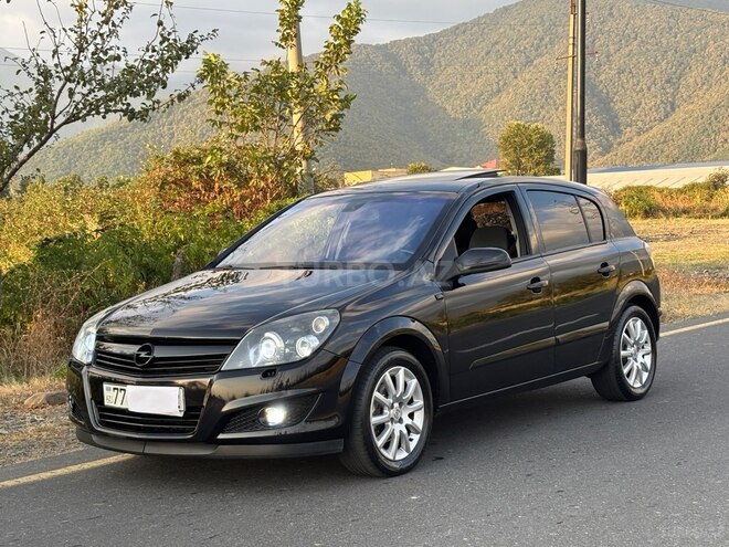 Opel Astra 2009, 178,000 km - 1.4 l - Qax