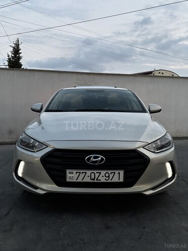 Hyundai Elantra 2017, 250,000 km - 2.0 l - Bakı