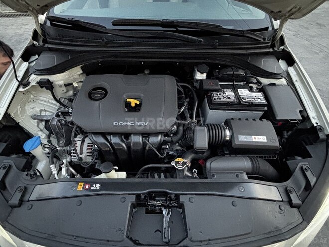 Hyundai Elantra 2017, 250,000 km - 2.0 l - Bakı