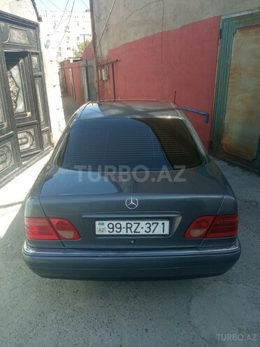 Mercedes E 230 1995, 218,544 km - 2.3 l - Bakı