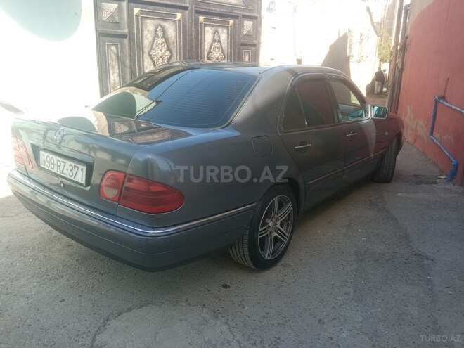 Mercedes E 230 1995, 218,544 km - 2.3 l - Bakı