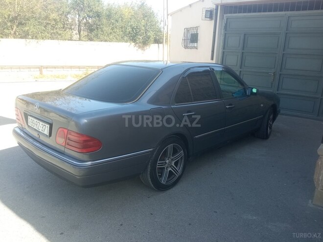 Mercedes E 230 1995, 218,544 km - 2.3 l - Bakı