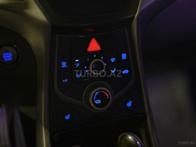 Hyundai Elantra 2015, 182,447 km - 1.8 л - Bakı
