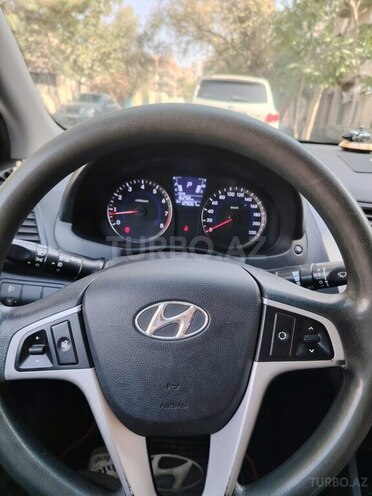 Hyundai Accent 2012, 129,067 km - 1.6 l - Bakı