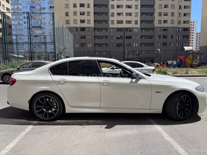 BMW 520 2015, 240,000 km - 2.0 l - Bakı