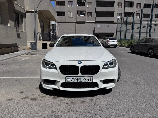 BMW 520 2015, 240,000 km - 2.0 l - Bakı