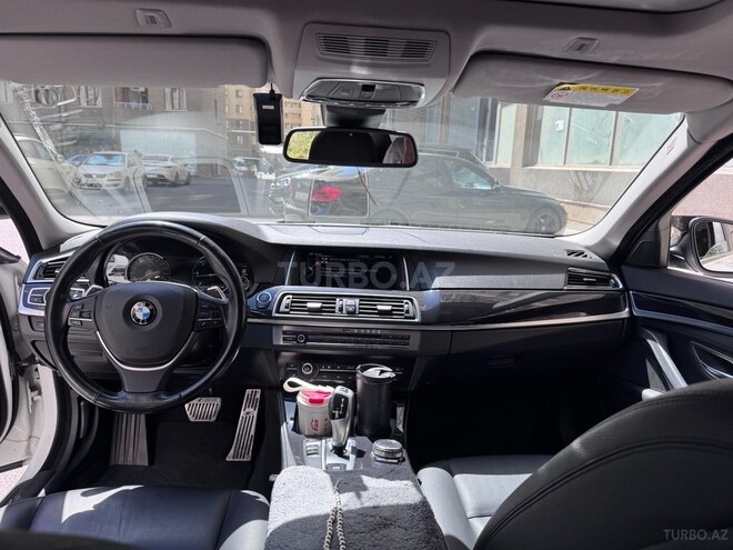 BMW 520 2015, 240,000 km - 2.0 l - Bakı