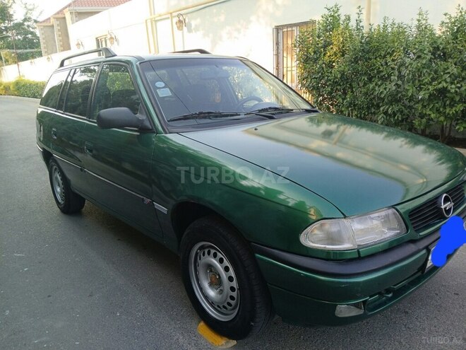 Opel Astra 1997, 300,000 km - 1.6 l - Bakı