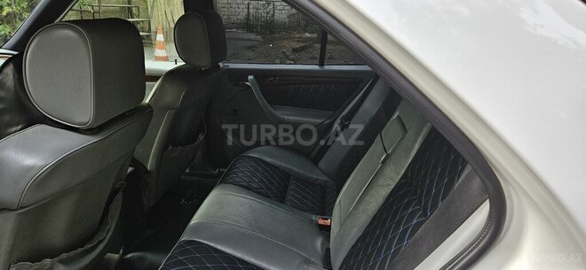 Mercedes C 230 1999, 223,699 km - 2.3 l - Bakı