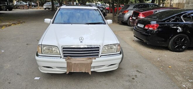 Mercedes C 230 1999, 223,699 km - 2.3 l - Bakı