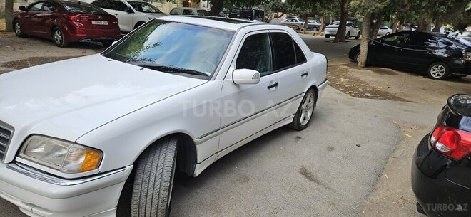 Mercedes C 230 1999, 223,699 km - 2.3 l - Bakı