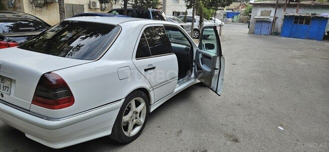 Mercedes C 230 1999, 223,699 km - 2.3 l - Bakı