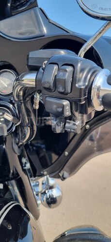 Harley-Davidson Touring Electra Glide-18