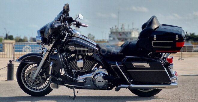 Harley-Davidson Touring Electra Glide-13