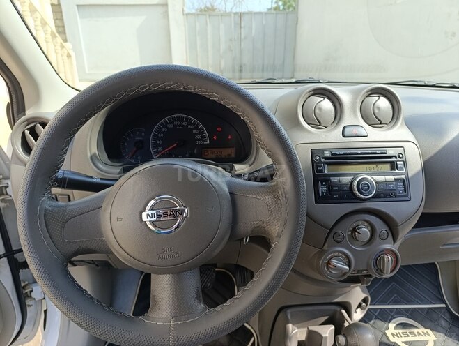 Nissan Sunny 2014, 195,379 km - 1.5 л - Bakı