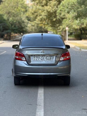 Mitsubishi Mirage 2020, 142,313 km - 1.2 л - Bakı